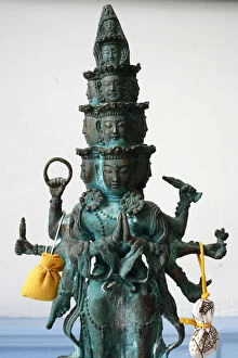 Images Dated 22nd April 2000: Kanshoji zen monastery: statue of Kannon