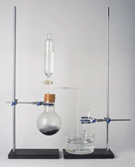 Laboratory apparatus for the production of oxygen from catalytic decomposition of Laboratory apparatus for the production of oxygen from catalytic decomposition of