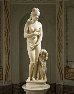 Images Dated 13th March 2014: Marble statue of Capitoline Venus, copy of original by Praxiteles, from Rome