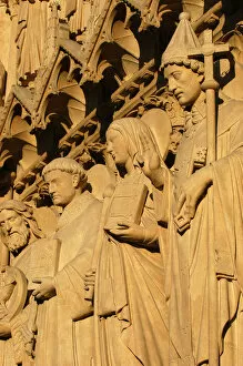 Images Dated 7th June 2003: Notre Dame of Paris cathedral facade sculptures