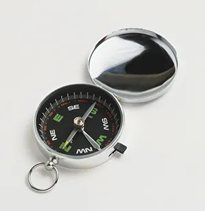 <b class=qtipBold><figcaption>Open pocket compass</figcaption></b><br><em>© Dorling Kindersley/UIG</em> Open pocket compass