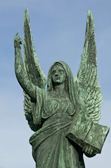 Statue Gallery: Pere Lachaise graveyard