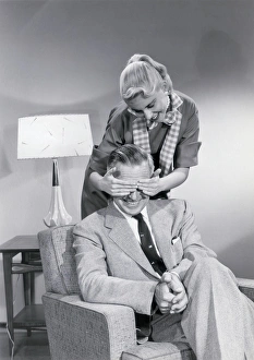 <b class=qtipBold><figcaption>Playful father and daughter</figcaption></b> Playful father and daughter