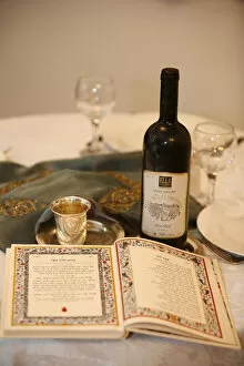 Images Dated 24th May 2000: Sabbath table