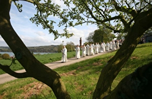 Saint-Guatenolate procession at Landatevennec abbey Saint-Guatenolate procession at Landatevennec abbey