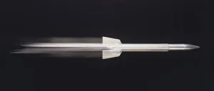 <b class=qtipBold><figcaption>A silver rocket</figcaption></b><br><em>© Dorling Kindersley/UIG</em> A silver rocket