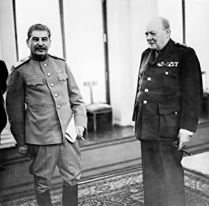 Images Dated 20th March 2014: Stalin and churchill in the conference room of the livadia palace during the yalta conference
