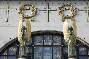 Statue Gallery: Am Steinhof church angels designed by Othmar Schimtowitz