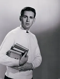 <b class=qtipBold><figcaption>Student, School boy, vintage</figcaption></b> Student, School boy, vintage