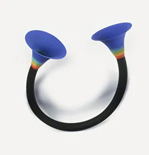 <b class=qtipBold><figcaption>Toy model of black hole</figcaption></b><br><em>© Dorling Kindersley/UIG</em> Toy model of black hole