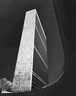 Images Dated 25th June 2004: United Nations Building, New York City, New York