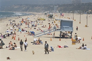 USA, California, Los Angeles, Santa Monica Bay, view of Redondo Beach, busy with sunbathers USA, California, Los Angeles, Santa Monica Bay, view of Redondo Beach, busy with sunbathers
