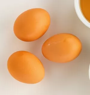 Above view of 3 Eggs