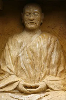 Statue Gallery: Zen master