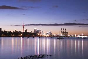 Auckland Gallery: Blue hour after sunset over Auckland