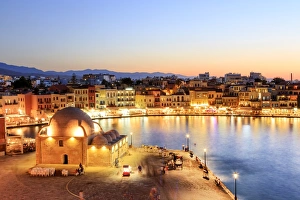 Greece Gallery: Chania city harbor by night
