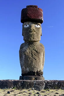 Pacific Gallery: Easter Island Head Statue