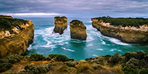 Island Archway at Great Ocean Road after been collapse Island Archway at Great Ocean Road after been collapse
