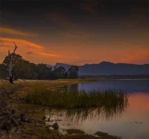 Lake Fyans dawn light, Grampians, Western Victoria, Australia Lake Fyans dawn light, Grampians, Western Victoria, Australia