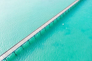 Images Dated 6th August 2019: Long jetty out into the clear aqua ocean water