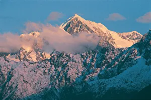 Mount Cook, Southern Alps, South Island, New Zealand Mount Cook, Southern Alps, South Island, New Zealand