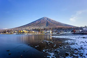 Mt. Nantai viewing from Lake Chuzenji, in a fine late winter morning Mt. Nantai viewing from Lake Chuzenji, in a fine late winter morning