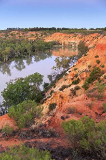 Fresh Collection: Sandstone cliffs on the Murray River