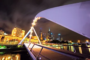 Southgate footbridge over Yarra river, Melbourne Southgate footbridge over Yarra river, Melbourne