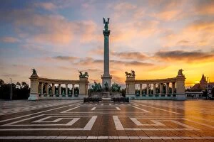 Engineering Collection: Sunrise at Heros Square, Budapest, Hungary