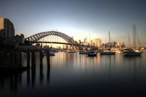 Images Dated 25th August 2014: Sydney harbour bridge and city sunrise