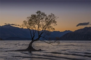 Wanaka lake at dusk, South Island, New Zealand Wanaka lake at dusk, South Island, New Zealand