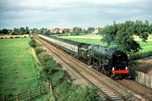 Images Dated 18th December 2007: Evening Star 2-10-0 Class 9F steam locomotive No.92220, 1960