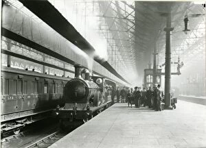 Images Dated 23rd March 1985: Liverpool Exchange station, Lancashire & Yorkshire Railway. View of the 2.10 Liverpool-Hull