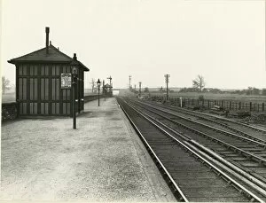 Images Dated 27th March 1985: Sharlston station, 18 June 1913. Lancashire & Yorkshire Railway.Up platform betweeb Featherstone