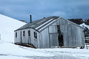 Abandoned house on Deception Island Abandoned house on Deception Island