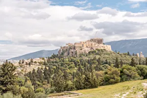 <b class=qtipBold><figcaption>The Acropolis of Athens</figcaption></b><br>View of the city of Athens. The picture is taken from the Pnyka hill, where ancient Greeks used to gather and debate public matters. The Acropolis of Athens