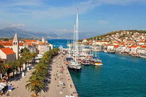 Trogir Gallery: Adriatic Masterpiece