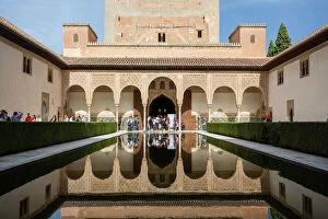 Modern art pieces Collection: The Alhambra Palace in Granada, Spain