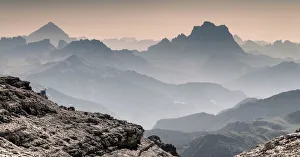 Images Dated 24th August 2011: Alpine morning