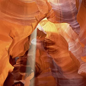Earth Gallery: Antelope Canyon sandstone formations