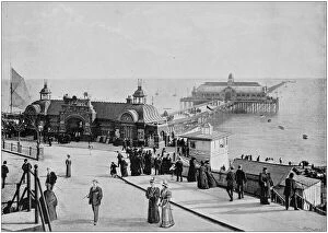 Welsh Culture Collection: Antique black and white photograph of England and Wales: Southend on sea pier