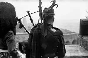 Stirling Gallery: Bagpipe Player