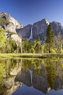 Images Dated 10th May 2009: beauty in nature, california, clear sky, color image, day, idyllic, lake, landscape