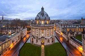 Blue Hour, Radcliffe Camera, Oxford, England Blue Hour, Radcliffe Camera, Oxford, England
