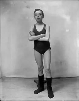 <b class=qtipBold><figcaption>Boy Swimmer</figcaption></b><br>circa 1905: The champion boy swimmer of England, David Billington. (Photo by Reinhold Thiele/Thiele/Getty Images) Boy Swimmer