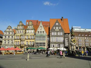 Bremen Rathausplatz, Roland Statue, Bremen Germany Bremen Rathausplatz, Roland Statue, Bremen Germany