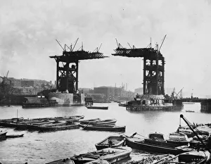 <b class=qtipBold><figcaption>Bridge Construction</figcaption></b><br>The construction of Tower Bridge, London, which was completed in 1894. (Photo by London Stereoscopic Company/Getty Images)<br><em>© This content is subject to copyright.</em> Bridge Construction