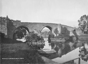 <b class=qtipBold><figcaption>Bridge of Forth</figcaption></b><br>The Old Bridge of Forth at Stirling, Stirlingshire, Scotland, circa 1900. (Photo by London Stereoscopic Company/Hulton Archive/Getty Images)<br><em>© 2011 Getty Images</em> Bridge of Forth