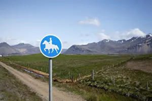 Bridleway, traffic sign, Hoefn, Iceland, Europe Bridleway, traffic sign, Hoefn, Iceland, Europe