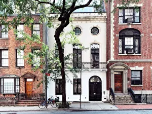 Brownstone buildings in midtown Manhattan Brownstone buildings in midtown Manhattan